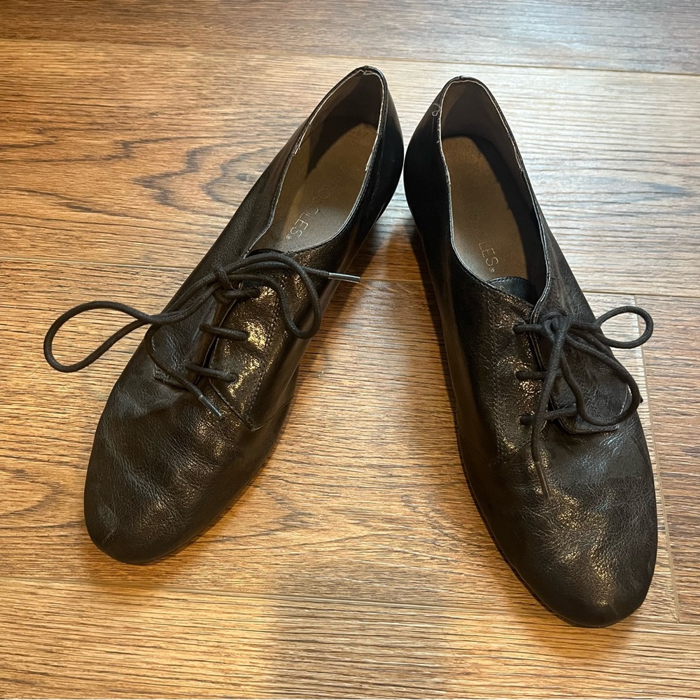 AEROSOLES Women’s Black Leather Shiny Shoes Size 10